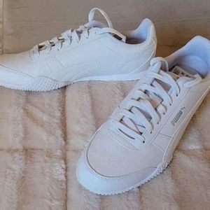 puma sneakers size 10